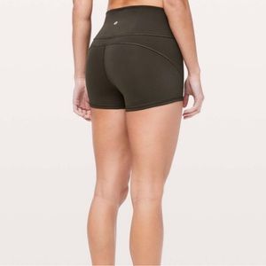 Lululemon In Movement Short *Everlux 2.5" Dark Olive size 6